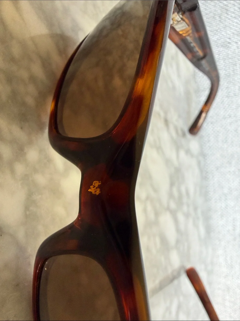 Maui Jim Stingray Sunglasses Tortoise Wrap HCL Bronze Polarized MJ 103-10 Unisex